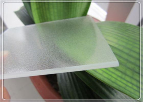 Mistlite Pattern Low Iron Solar Glass with Clear Glass and AR-coating