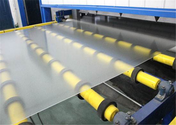 3.2mm Thickness Low Iron Solar Glass  High Light Transmission Solar Photovoltaic Glass
