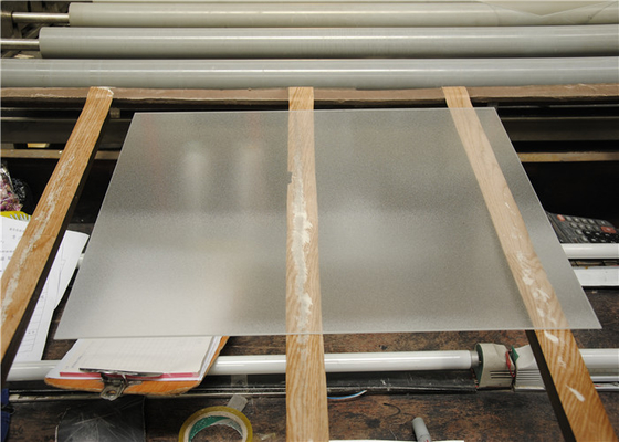Ultra Clear Low Iron Tempered Safety Glass , Figure Solar Panel Glass For Decorative