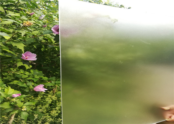 High Transmittance Tempered Solar Glass 3.2MM Thickness Flat Shape Energy Saving